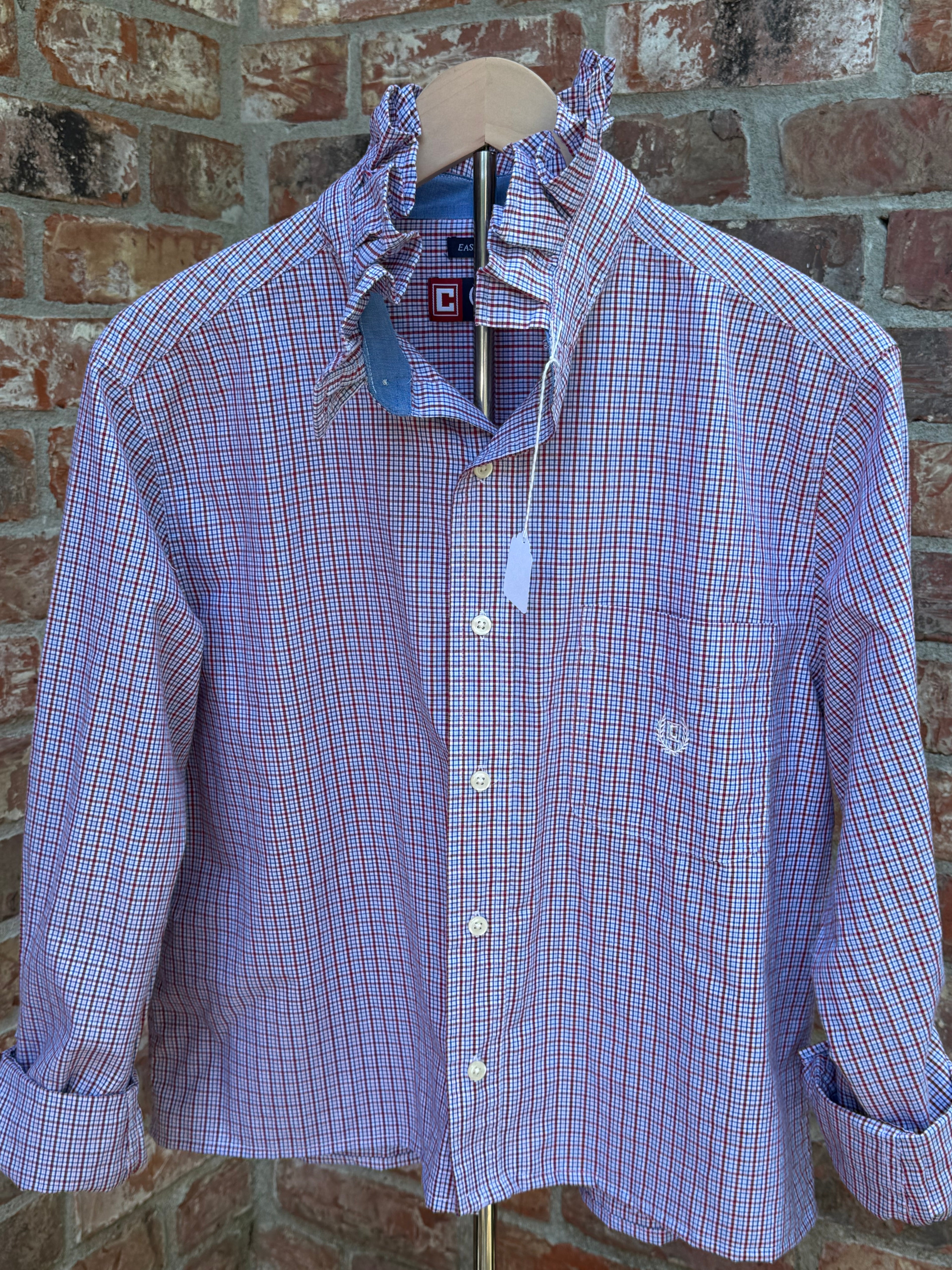 Medium red white and blue check ruffle collar